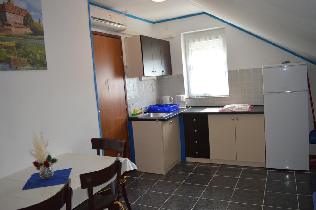 Apartments Malnar ノヴィ・ヴィノドロスキー 部屋 写真